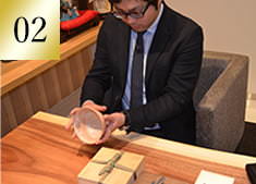 お品物を鑑定。