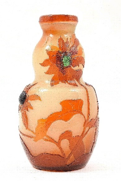 ダリア文花瓶